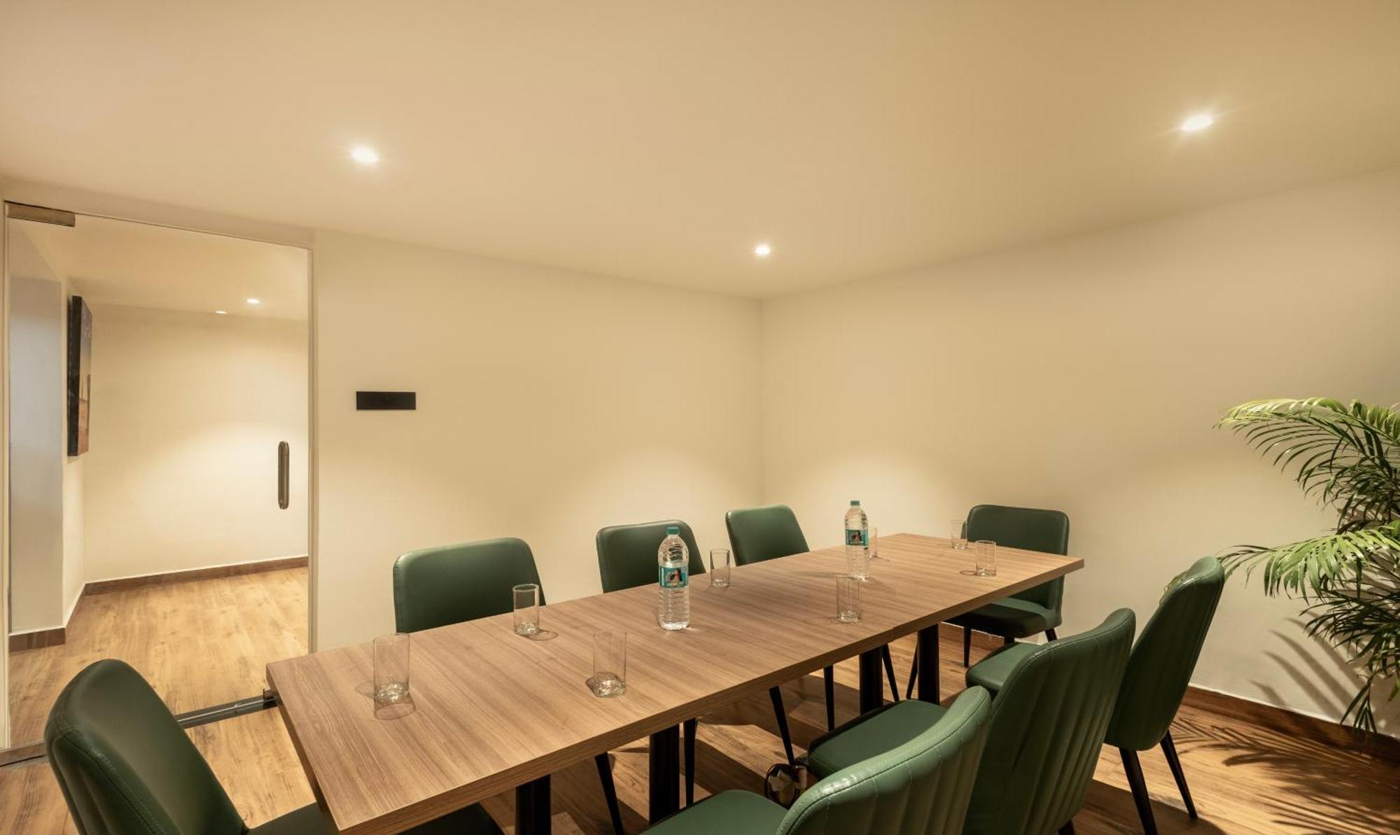 Treebo Premium Vapr Ashok Nagar Hotel Csennai Kültér fotó