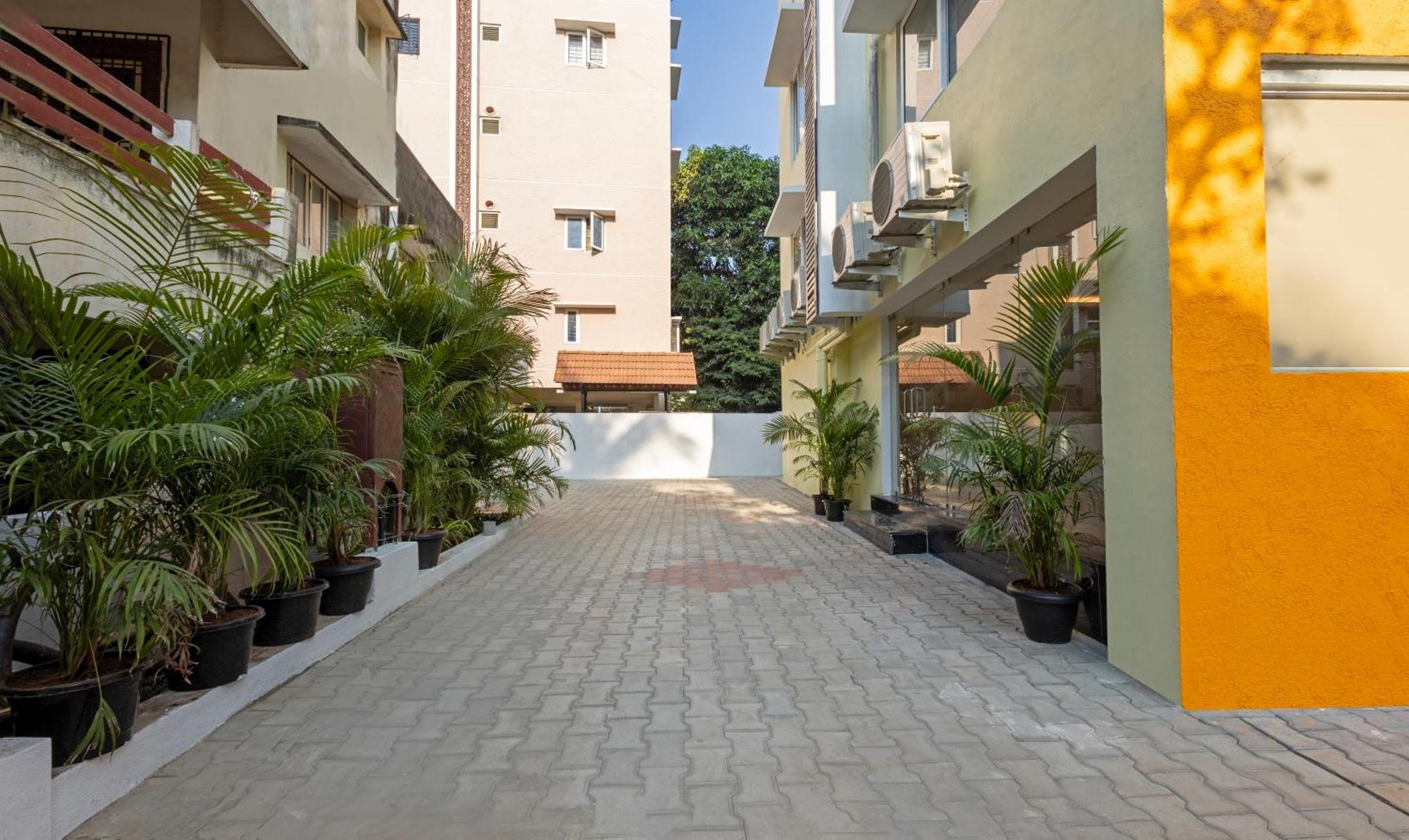 Treebo Premium Vapr Ashok Nagar Hotel Csennai Kültér fotó